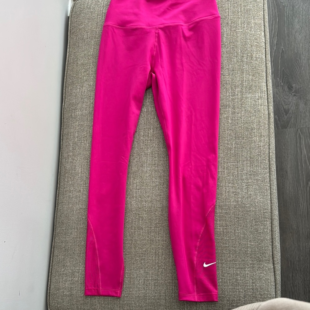 Nike Pink Leggings